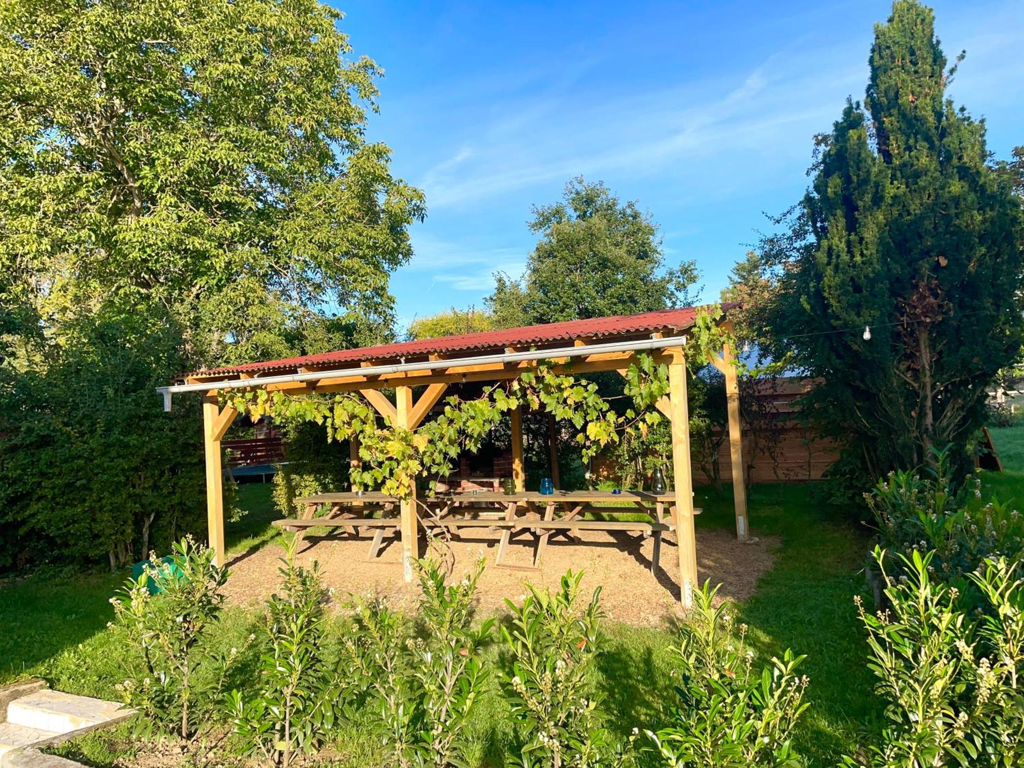 Ferienhaus Backesgarten Fuer 22 Personen Neichen Exterior photo